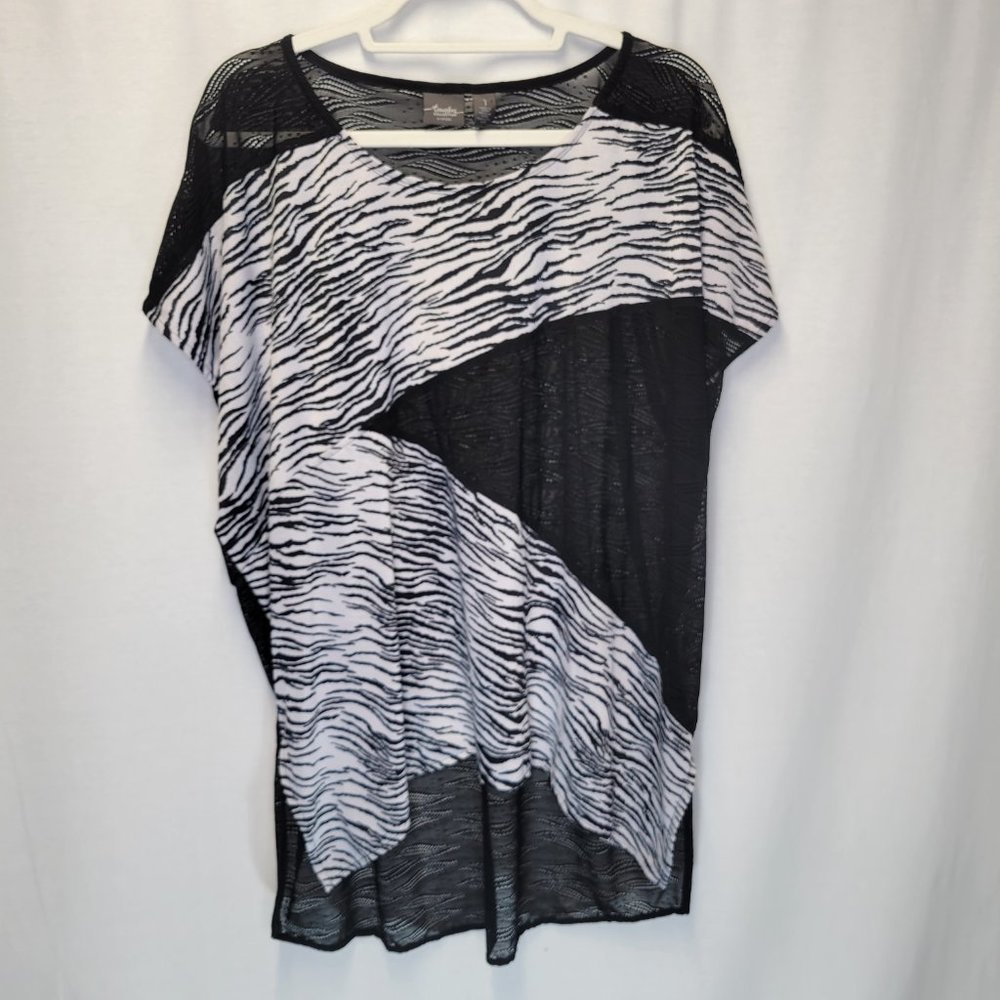 Travelers By Chico's Women's Size 1 Medium Shirt Top Black White Sheer Oversize